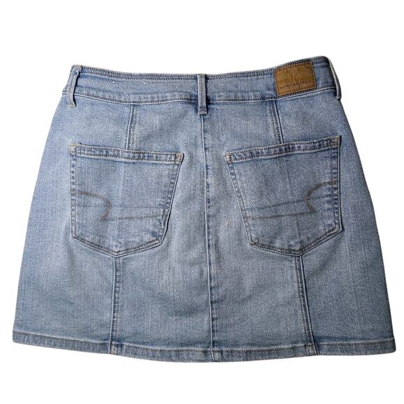 American Eagle Denim Mini Skirt Button Front Light Wash Casual Womens Size 6 - Picture 2 of 13